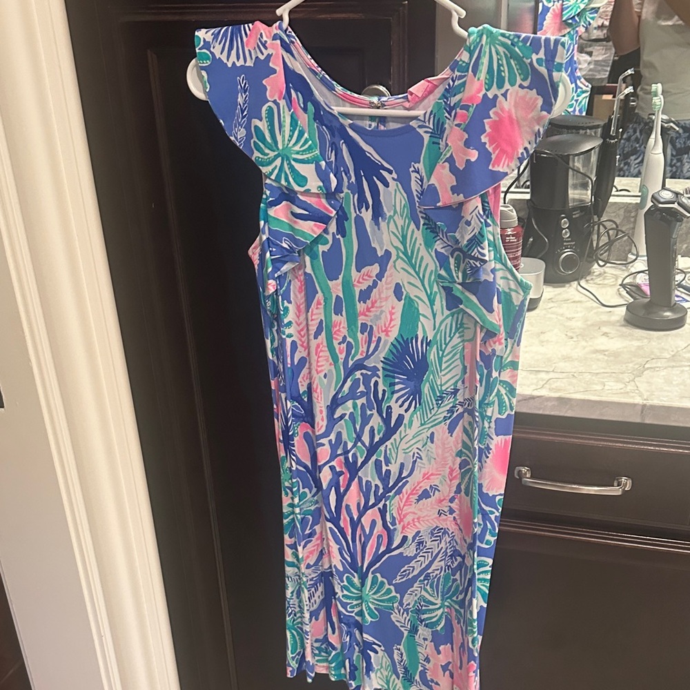 Lilly Pulitzer Esmeralda DresBlue Pink Green Tropical Print Flutter Sleeve